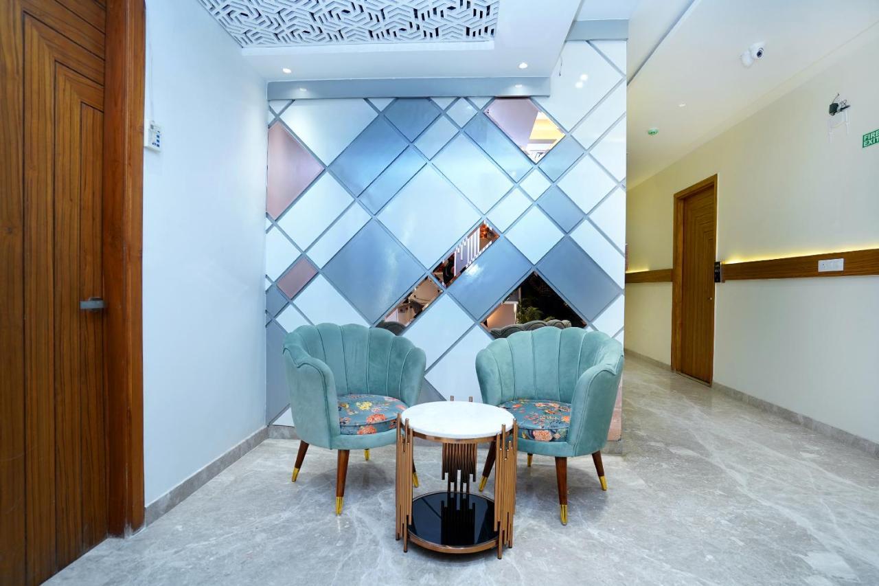 Hotel Aura Grand By Levelup Hotels Αμριτσάρ Εξωτερικό φωτογραφία