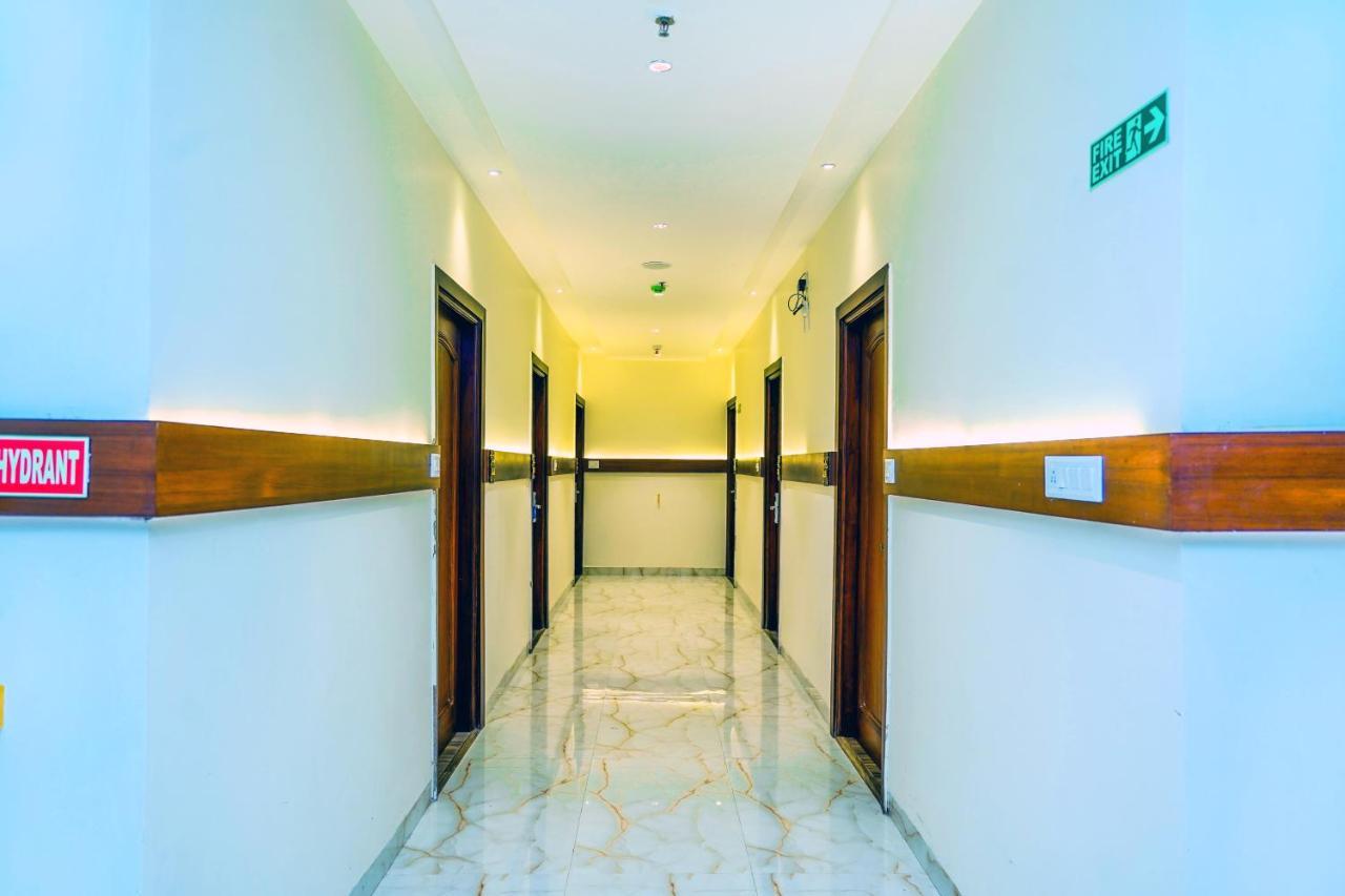Hotel Aura Grand By Levelup Hotels Αμριτσάρ Εξωτερικό φωτογραφία