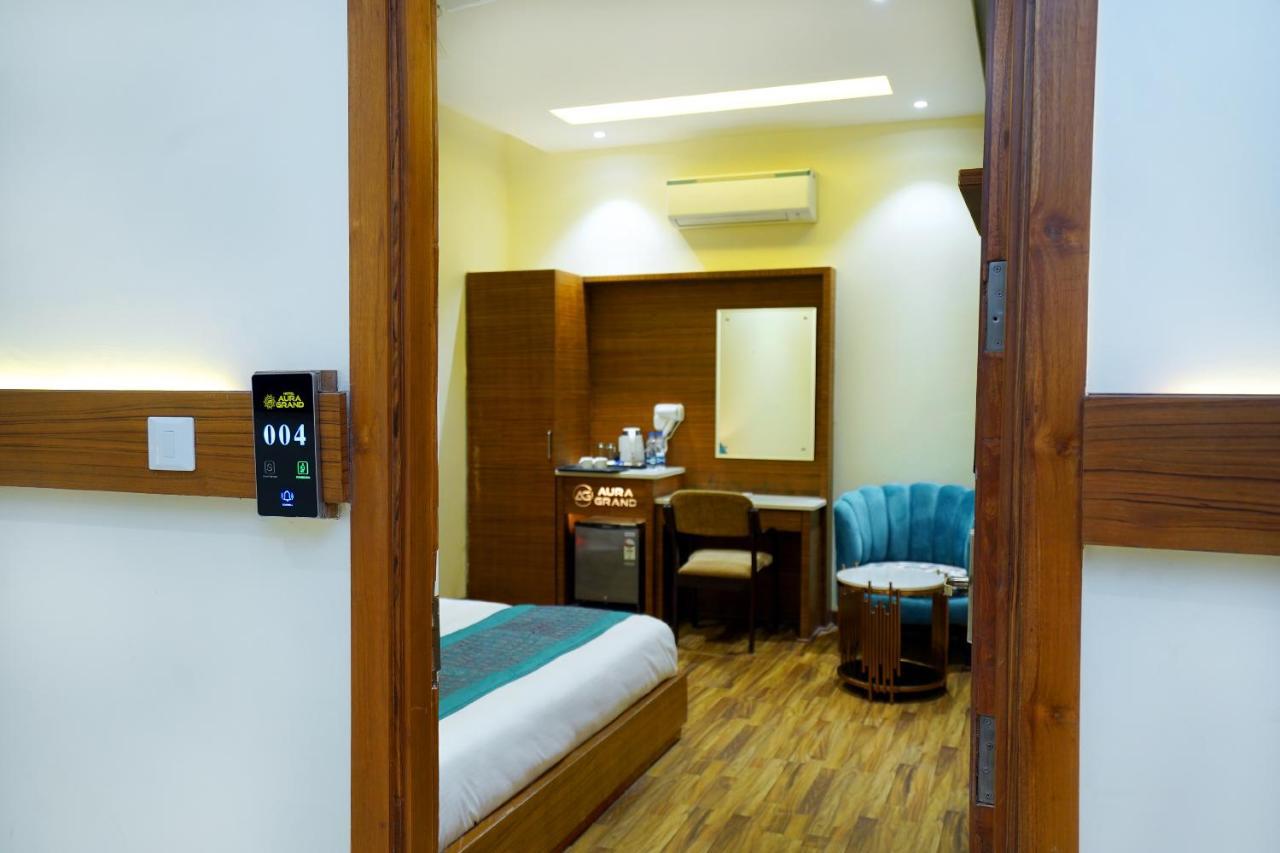 Hotel Aura Grand By Levelup Hotels Αμριτσάρ Εξωτερικό φωτογραφία