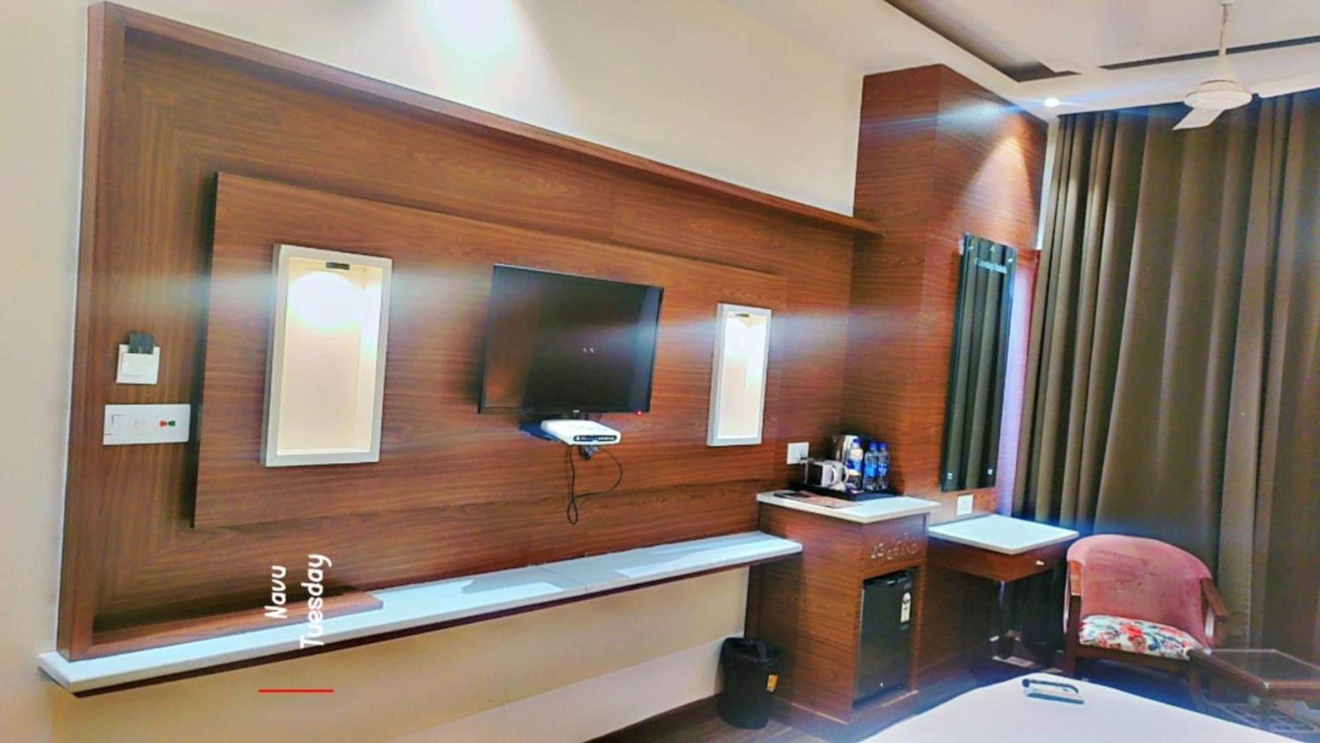Hotel Aura Grand By Levelup Hotels Αμριτσάρ Εξωτερικό φωτογραφία